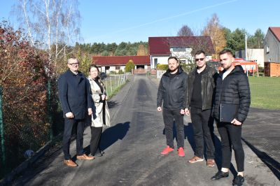 Krasiejów z kolejną inwestycją drogową – zakończono remont odnogi ul. Zamoście